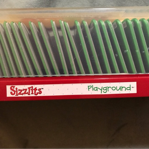 Sizzix sizzlits 35-die PLAYGROUND alphabet dies w/storage case - Picture 5 of 10